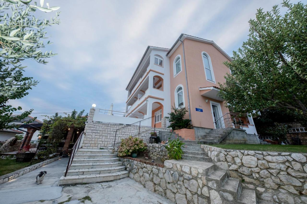 ראב Apartments And Rooms Bolero מראה חיצוני תמונה