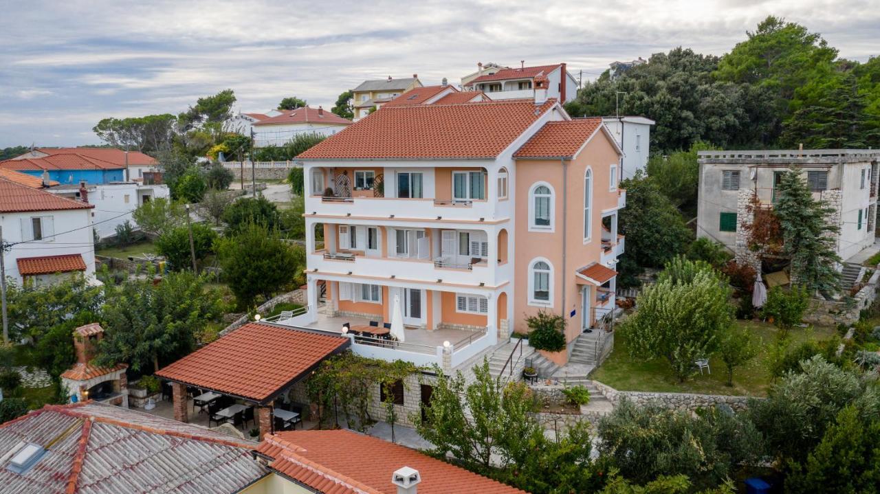 ראב Apartments And Rooms Bolero מראה חיצוני תמונה