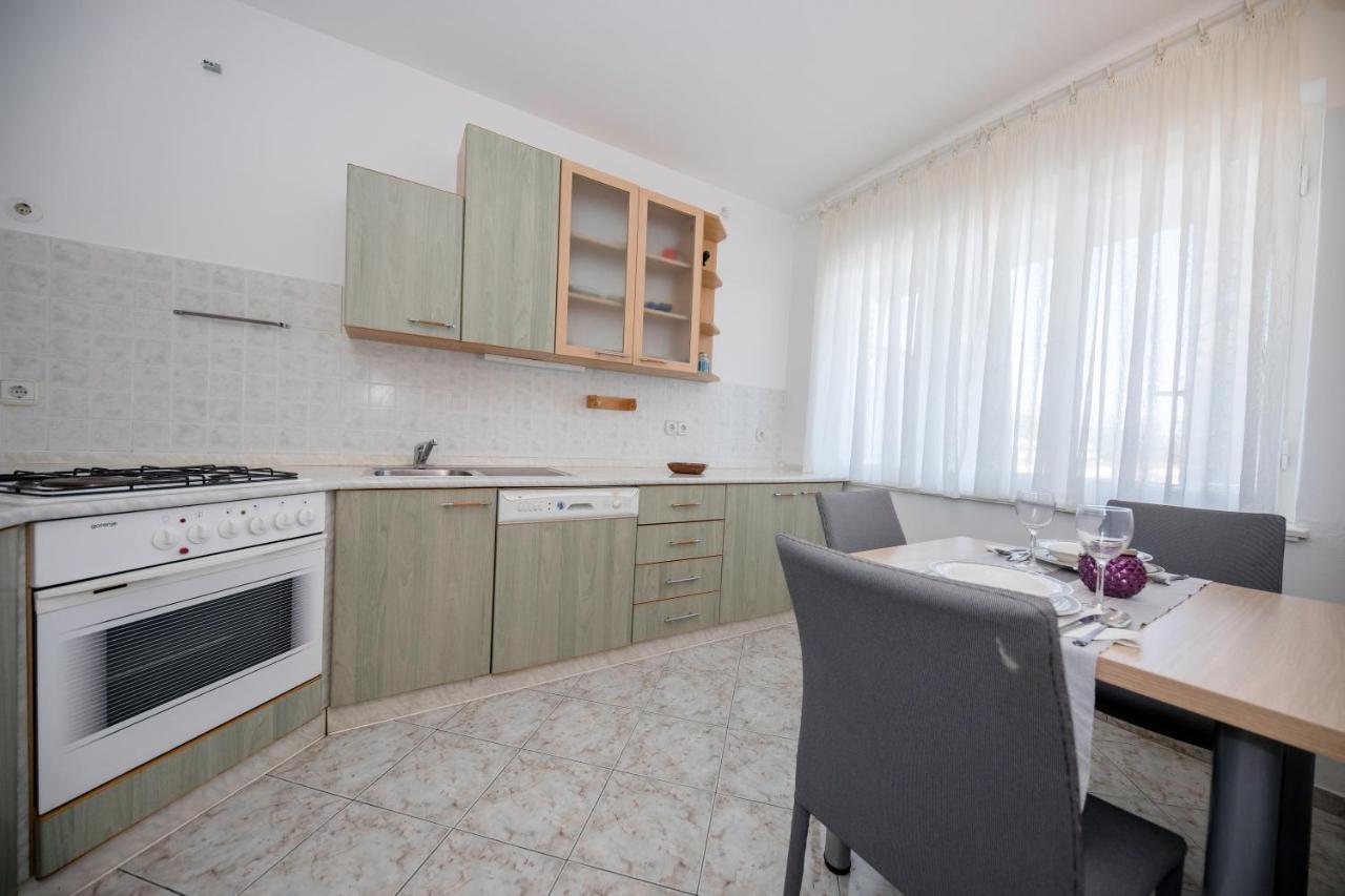 ראב Apartments And Rooms Bolero מראה חיצוני תמונה