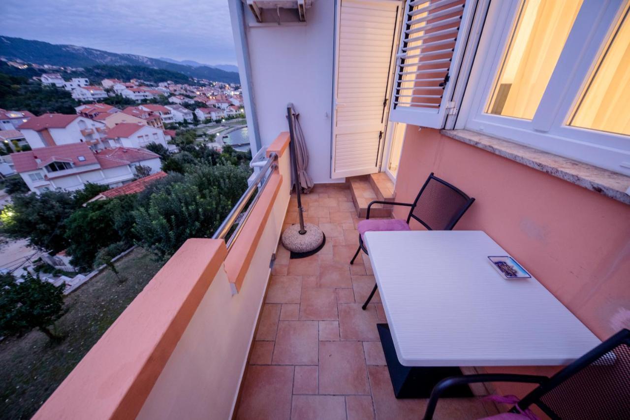 ראב Apartments And Rooms Bolero מראה חיצוני תמונה